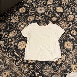 Old Navy White Short Sleeve Tee